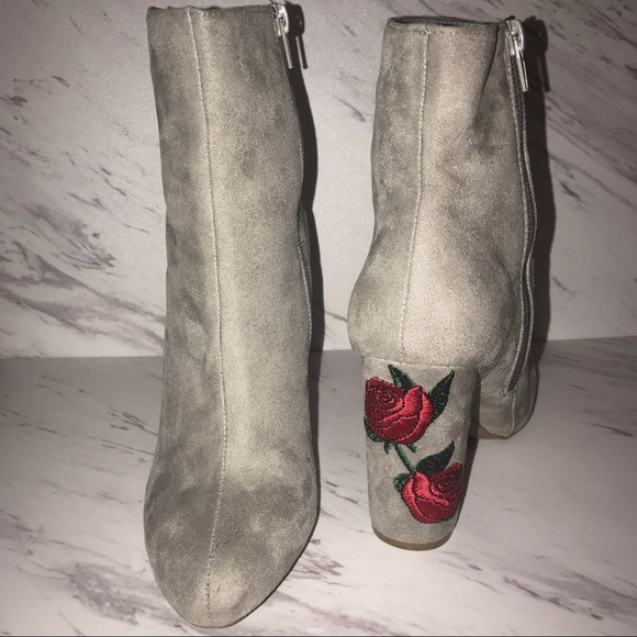 WILD DIVA Floral Embroidered Heel Boot Shoes - Picture 1 of 8